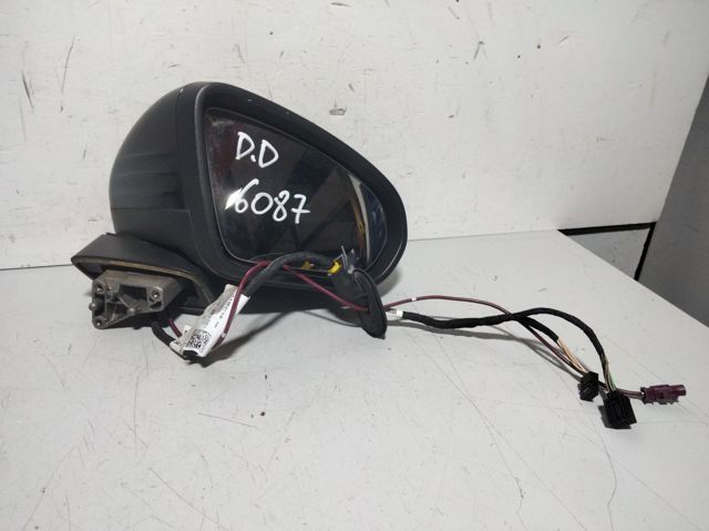 A0998117400 MERCEDES Cubierta de espejo retrovisor derecho  disponible Vigo