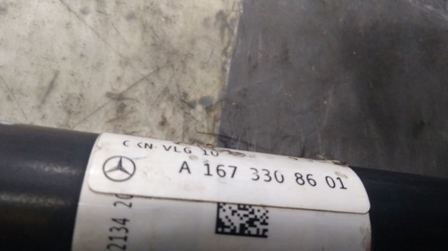 A1673308601 Semieje delantero derecho  en stock Sabadell