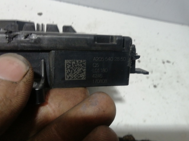 A2055402850 MERCEDES Caja de fusibles  comprar en Oviedo
