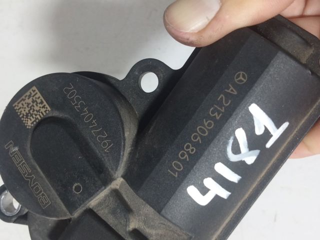 A2139068601 MERCEDES Actuador de la válvula del silenciador  en stock Gandía
