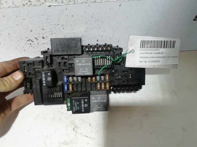 A2229063202 Caja de fusibles  comprar en Reus