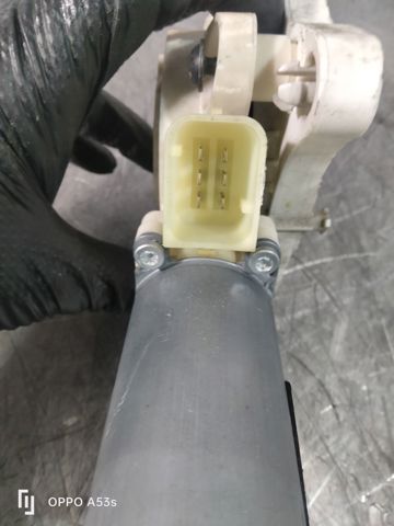 MERCEDES A2308201042 Motor del elevalunas de la puerta delantera  disponible España