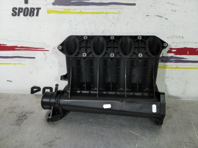 A6110981907 Colector de admisión  en stock Sabadell