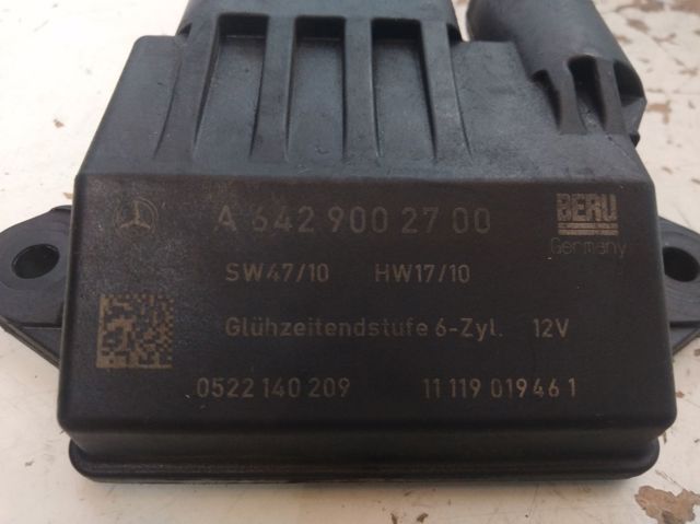 Relé de bujía de precalentamiento A6429002700 MERCEDES