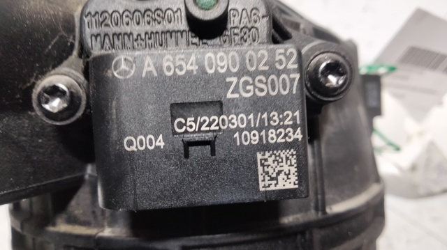 A6540900252 MERCEDES Filtro de combustible  en stock Gandía