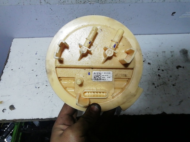A9074702300 MERCEDES Módulo de bomba de combustible con sensor de nivel de combustible  disponible Ourense
