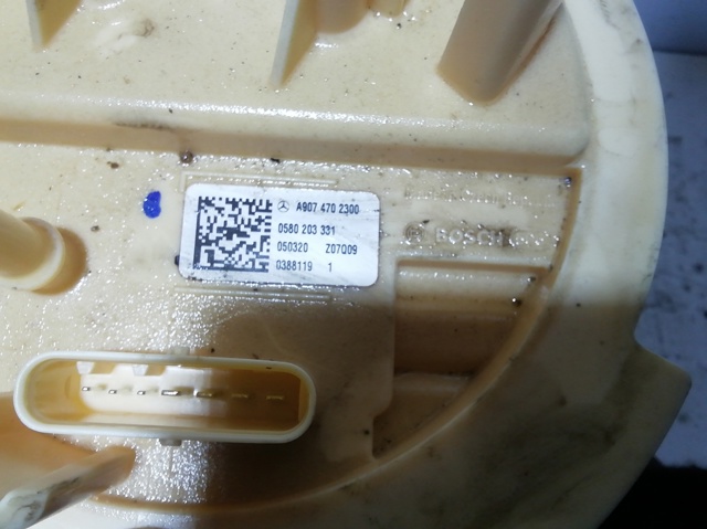 A9074702300 Módulo de bomba de combustible con sensor de nivel de combustible  disponible Málaga