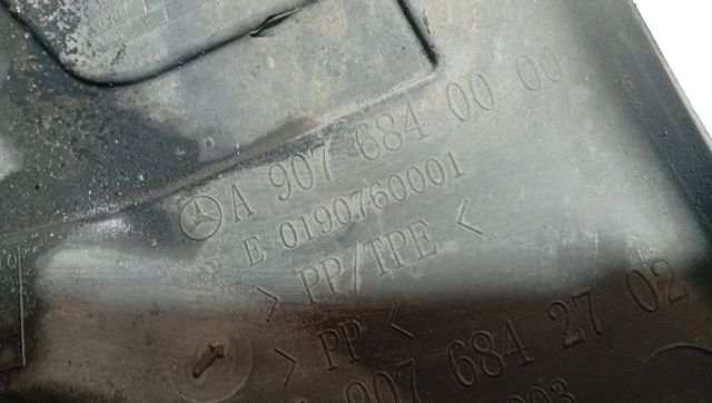 A9076842702 Mercedes