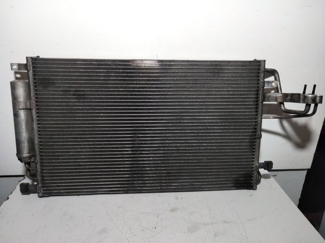 Radiador de aire acondicionado D301730630 HYUNDAI