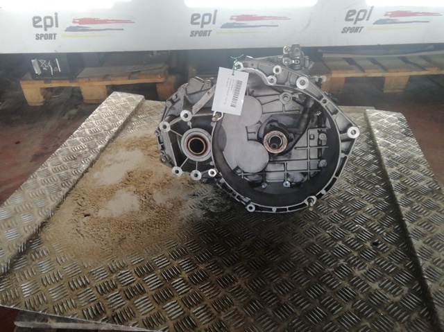 FIAT F40 Caja de cambios manual completa  comprar en Ponferrada