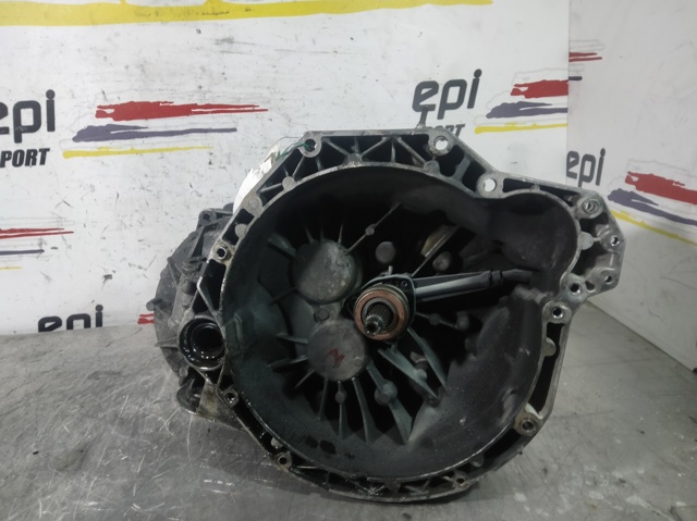 RENAULT PK6011 Caja de cambios manual completa  comprar en Albacete