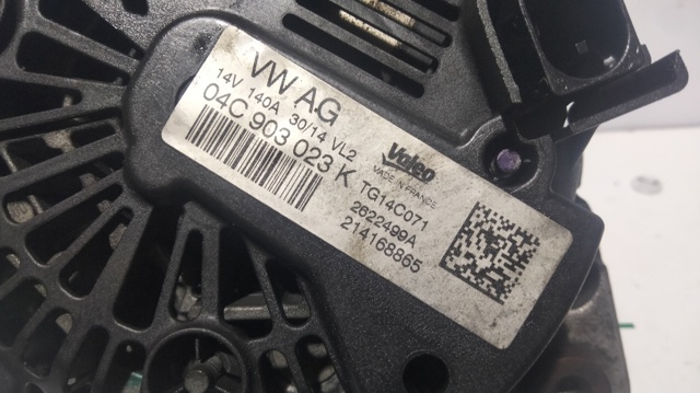 Alternador de coche TG14C071 VAG