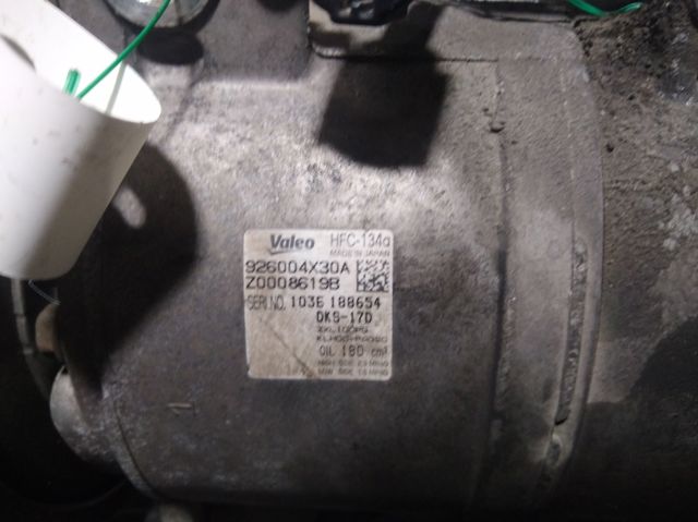Polea del compresor de aire acondicionado Z0008619B NISSAN