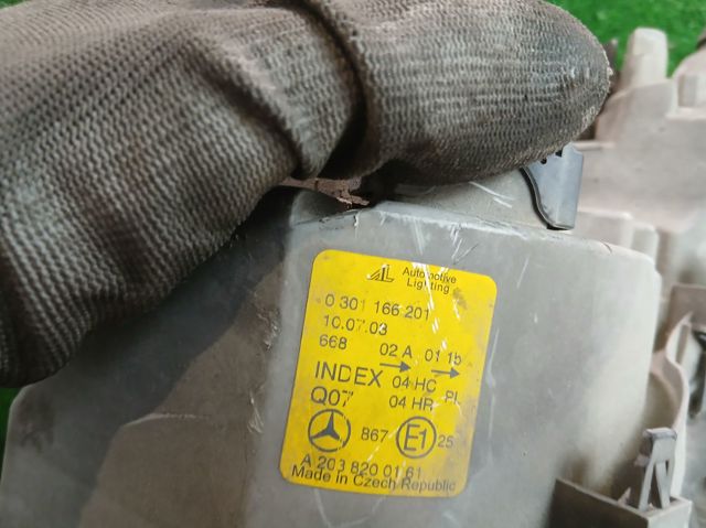 Comprar Faro izquierdo Mercedes C  W203 a bajo precio