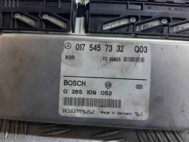 265109052 Mercedes