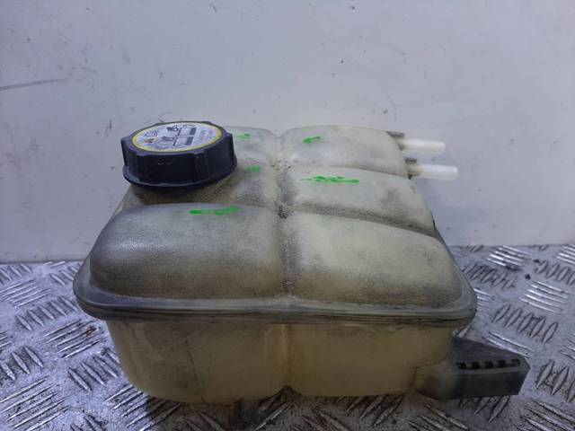 Comprar Depósito de expansión del sistema de refrigeración Ford Focus II DA, FFS, DS a bajo precio