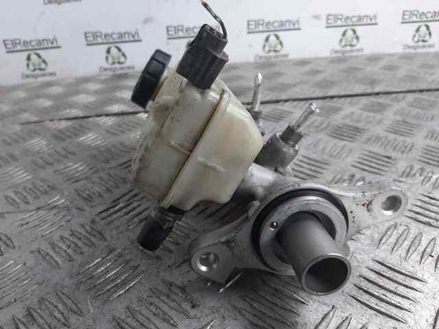 Comprar Depósito del líquido de frenos del cilindro maestro Renault Megane III KZ0, KZ1 a bajo precio