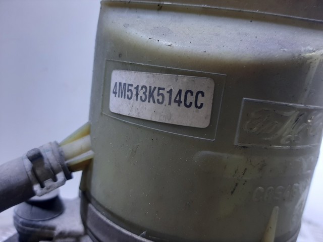 FORD 4M513K514CC Bomba de dirección  en stock Salamanca