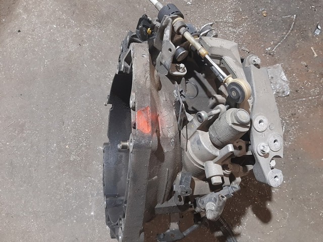 Comprar Caja de cambios manual completa Opel Astra L69 a bajo precio