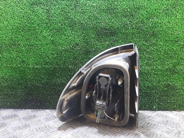 Piloto trasero derecho para Renault Laguna B56, 556