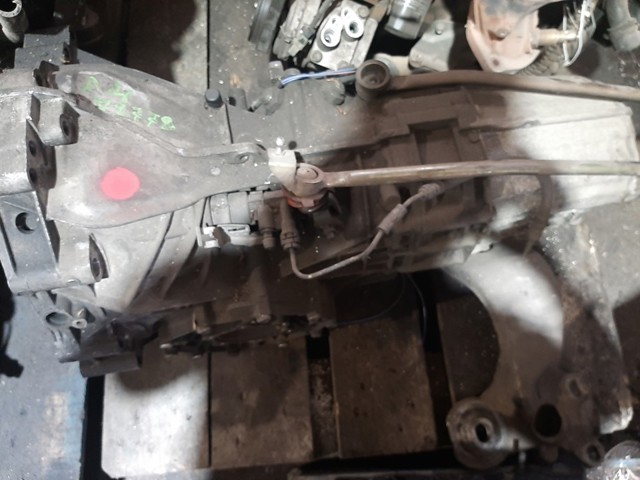 Comprar Caja de cambios manual completa Audi A4  8E5 a bajo precio