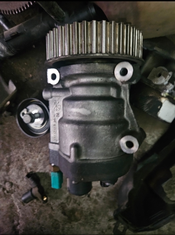 167005809R RENAULT Bomba de alta presión  comprar en Lleida