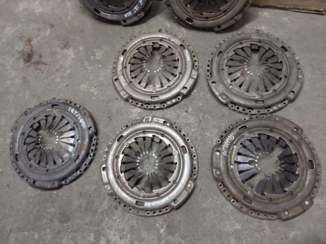 038141025P Plato de presión de embrague  en stock Sabadell