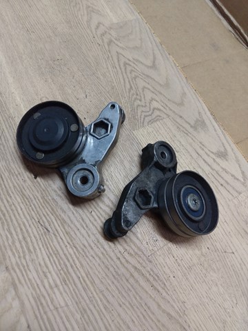 VAG 059145283A Tensor de correa poli V  en stock Valencia