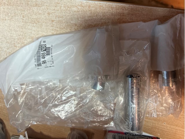 9646510880 Kit de reparación del inyector  en stock Castellón