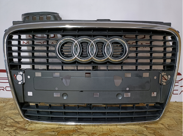 VAG 8E0853651J Parrilla comprar Pamplona