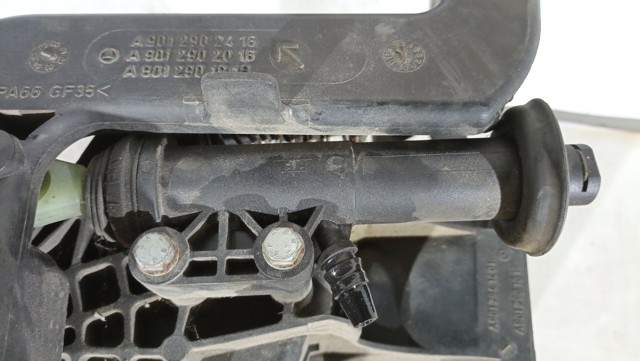 A9012902416 Pedal embrague  comprar en Zaragoza
