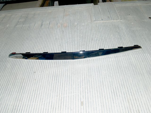 MERCEDES A1688880021 Parrilla  en stock Terrassa