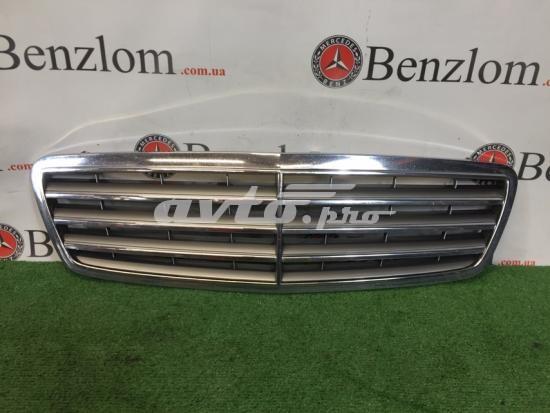 A2038800223 MERCEDES Parrilla  en stock Córdoba