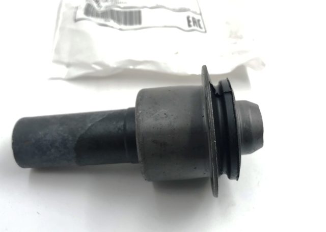 54467BR00A Bloqueo Silencioso (Almohada) De La Viga Delantera (Bastidor Auxiliar)  en stock Sabadell