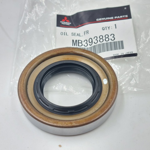 MB393883 MITSUBISHI Anillo retén de semieje, eje delantero  disponible Vigo