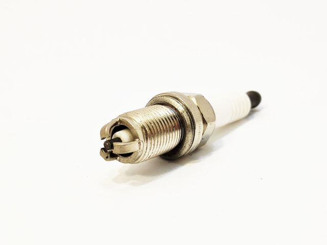 A113707110BA CHERY Bujía de encendido  disponible Ourense