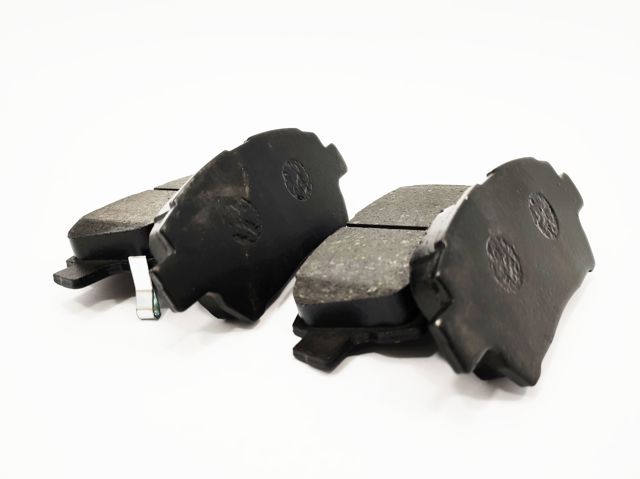 BYDF33501130 Pastillas de freno delanteras  disponible Utrera