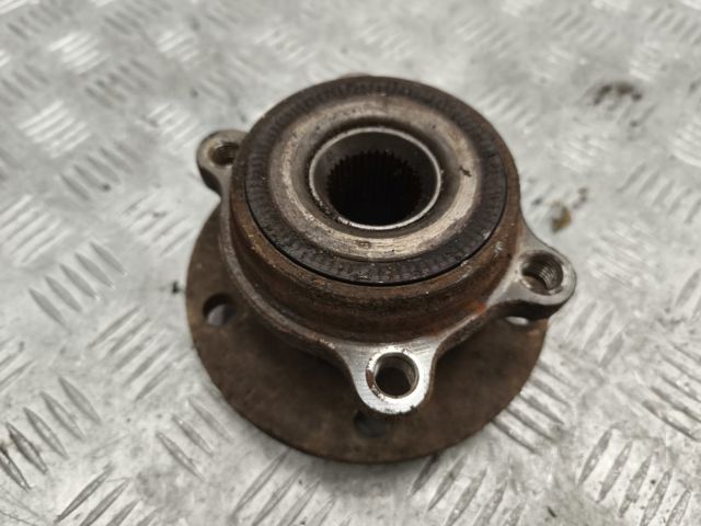 VAG 1K0407621F Cubo de rueda delantero  disponible Lugo