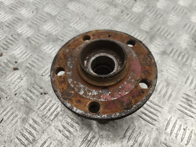 VAG 1K0407621F Cubo de rueda delantero  disponible Valladolid