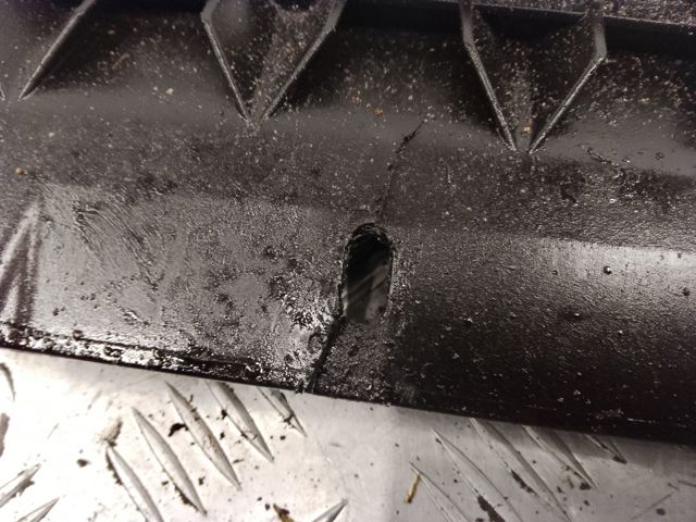 5N0805588F Soporte de radiador completo  disponible Utrera