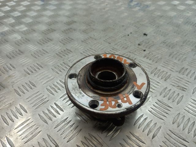 VAG 8J0598625 Buje de rueda delantero comprar Barcelona