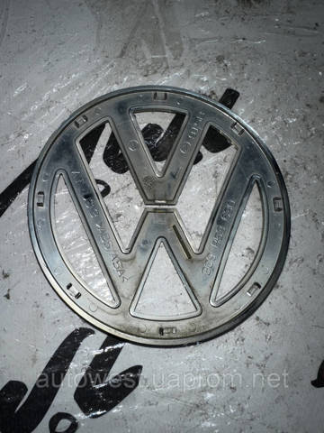 3C9853630 VAG Emblema  en stock Huelva