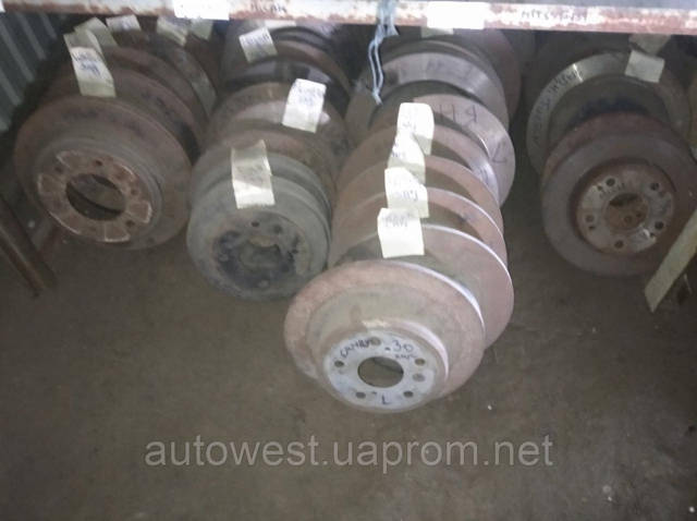 HYUNDAI 584112F100 Disco de freno trasero  disponible España