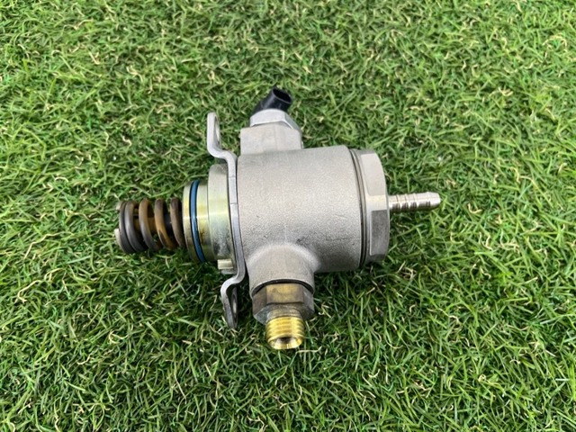 VAG 06J127025G Bomba de alta presión  comprar en Albacete