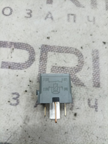 MERCEDES A0025428719 Relé de bujía de precalentamiento  disponible España