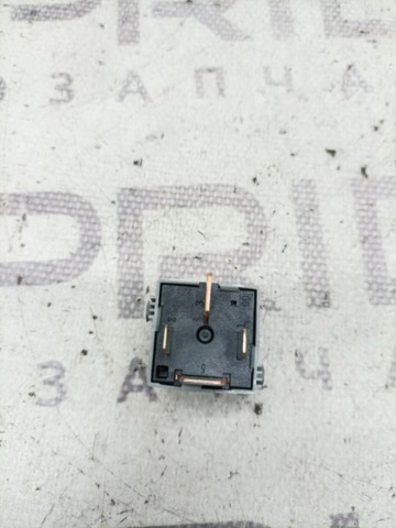 MERCEDES A0025428719 Relé de los calentadores  en stock Valencia