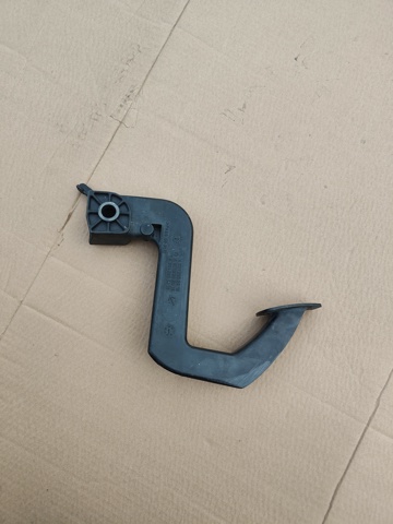 A9012902416 Pedal embrague  disponible Burgos