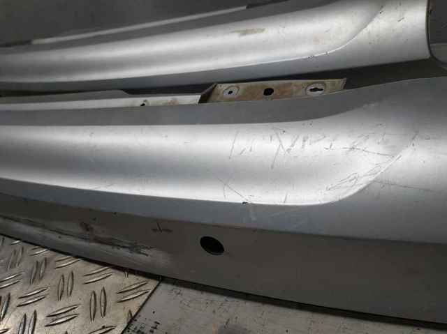 31353394 Moldura de parachoques trasero  en stock Castellón