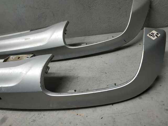 31353394 VOLVO Moldura de parachoques trasero  disponible Ourense