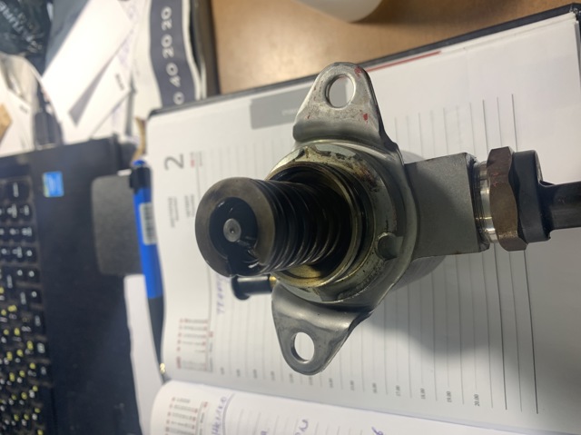 VAG 03C127026C Bomba de alta presión  comprar en Ponferrada
